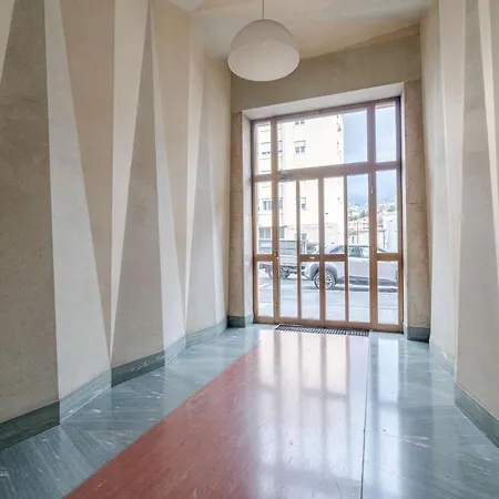 Lägenhet Sturla Roomy Flat With Balcony & Seaview Genua